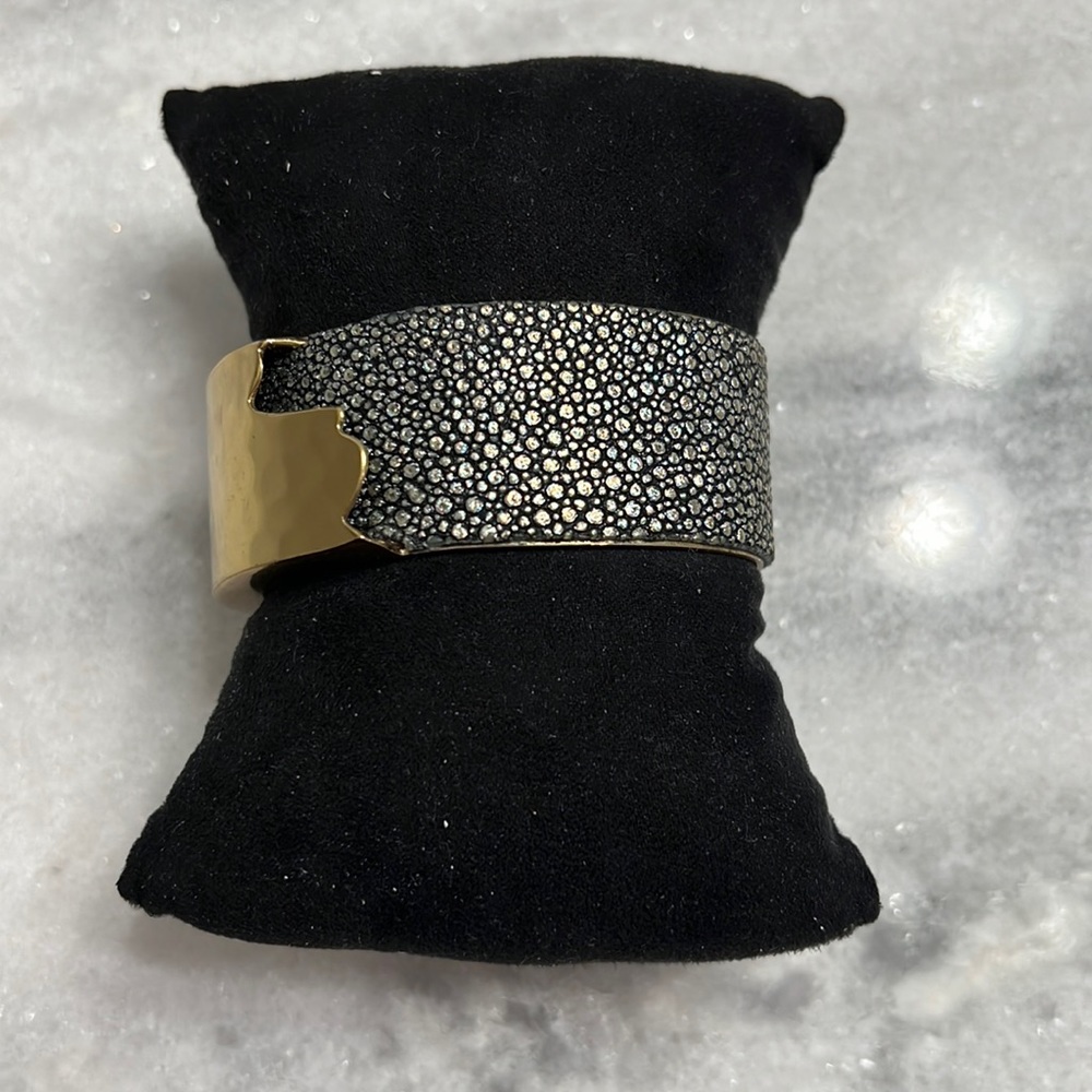 Rustic Cuff “Dallas 1.0” Silver Metallic/Gold Cuff